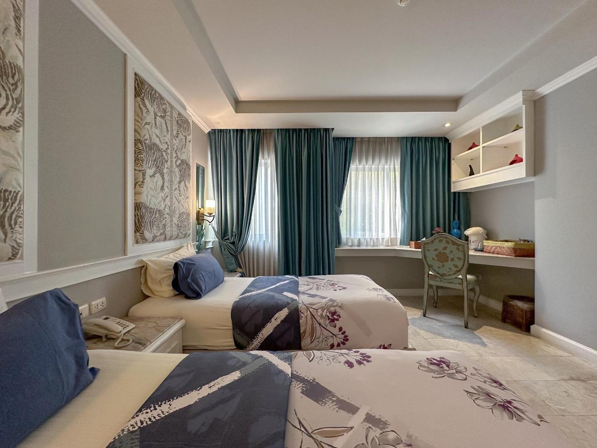At Pingnakorn Nimman Hotel — Photos 2